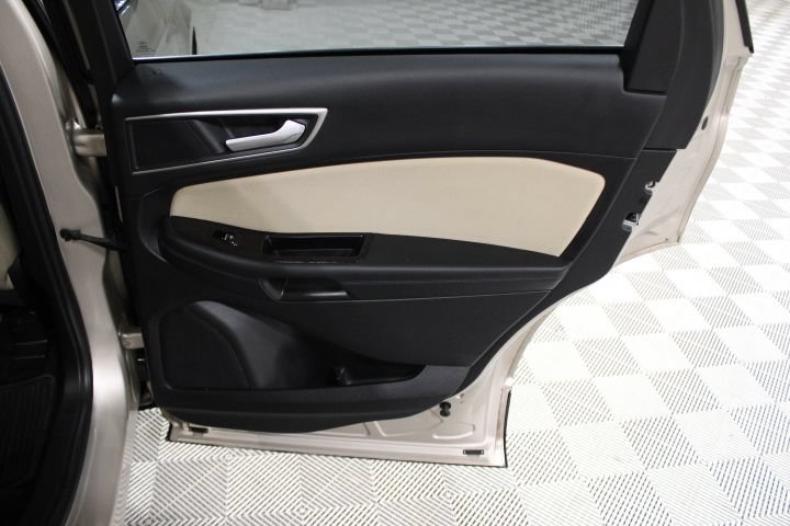 Used 2017 Ford Edge SEL FWD image 26