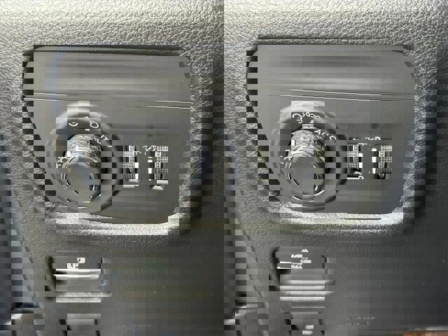 New 2026 Jeep Grand Cherokee Altitude image 49