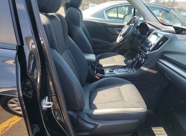 Used 2019 Subaru Forester Premium image 9