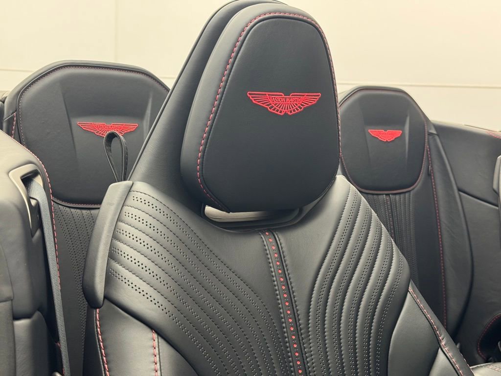 Used 2023 Aston Martin DB11 Volante image 62