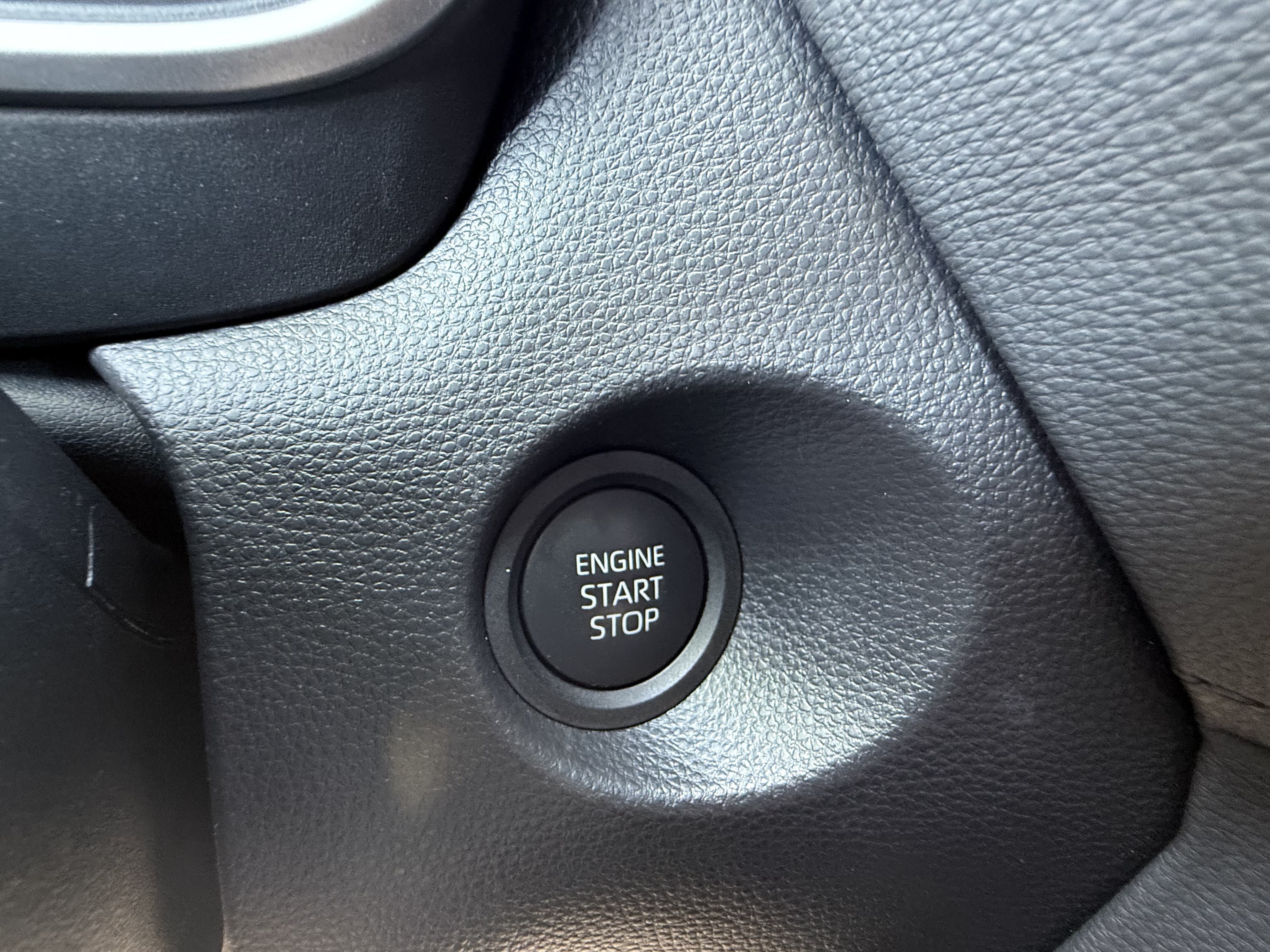 Certified 2026 Toyota Corolla Cross XLE FWD image 26