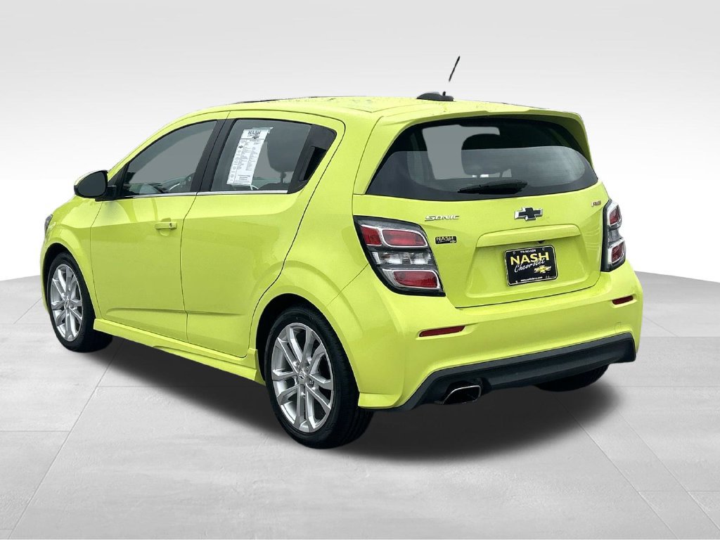 Used 2019 Chevrolet Sonic LT FWD image 5