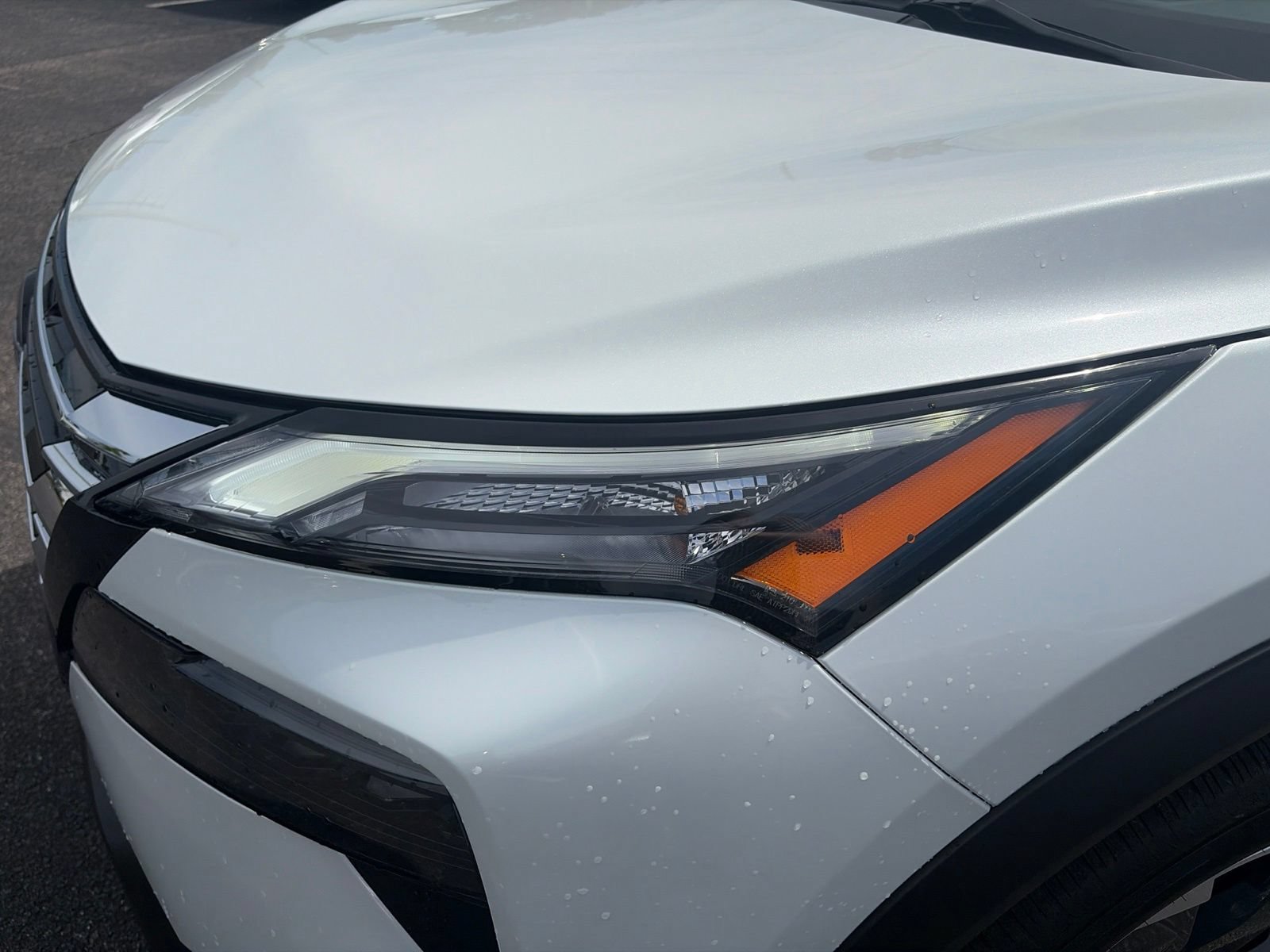 Used 2024 Nissan Rogue SV w/ SV Premium Package FWD image 18