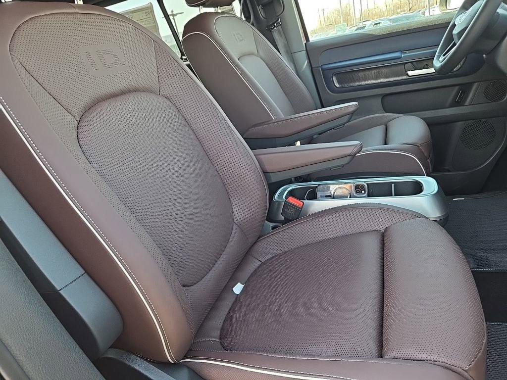 New 2025 Volkswagen ID. Buzz 1st Edition RWD image 20