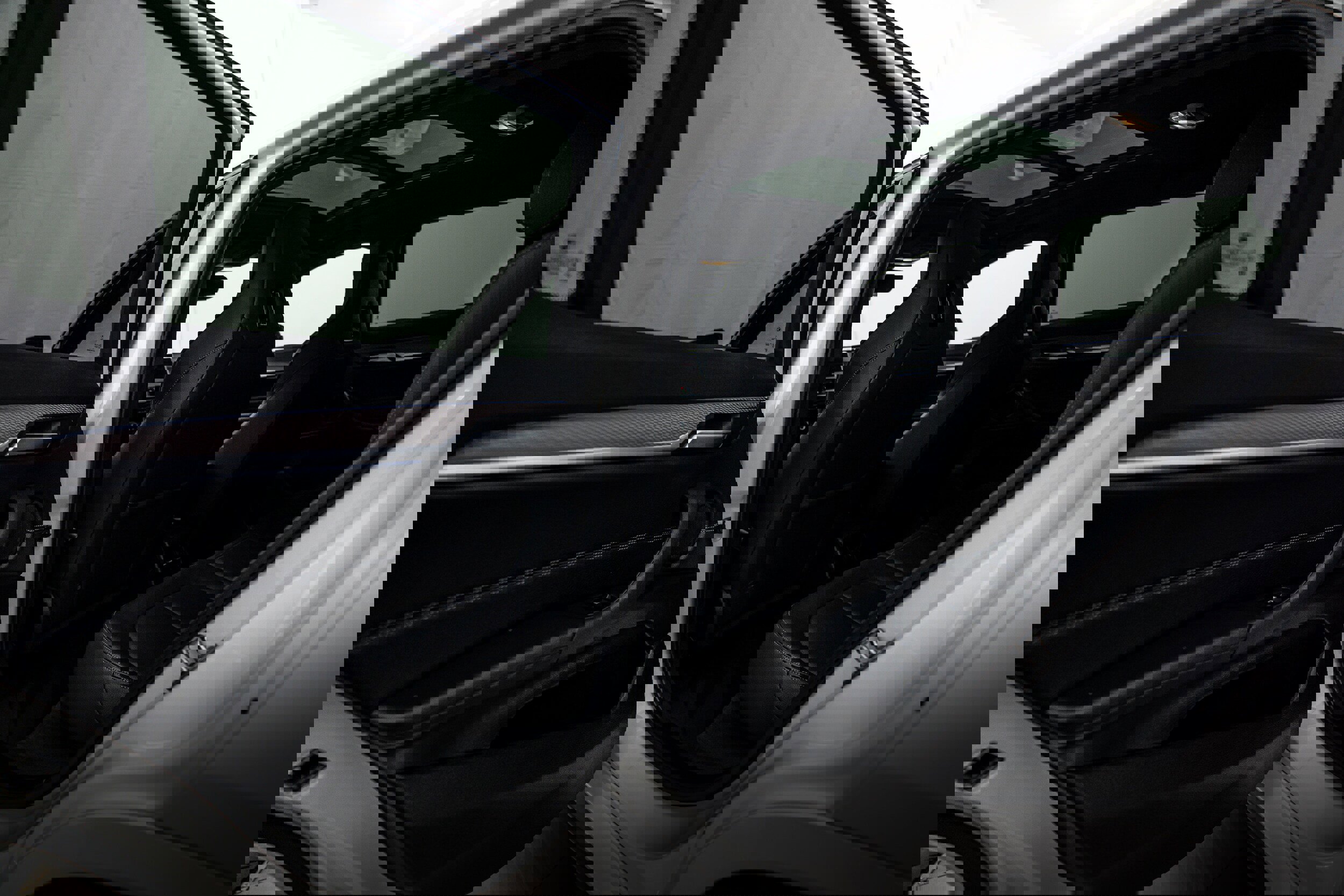 Used 2020 BMW X2 M35i w/ Premium Package image 16