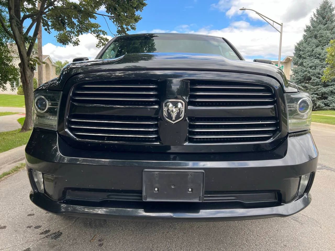 Used 2016 RAM 1500 Sport w/ Sport Premium Group image 2