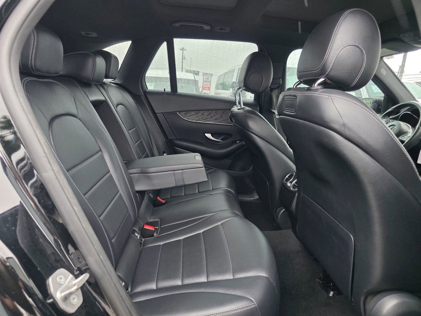 Used 2018 Mercedes-Benz GLC 300 image 12