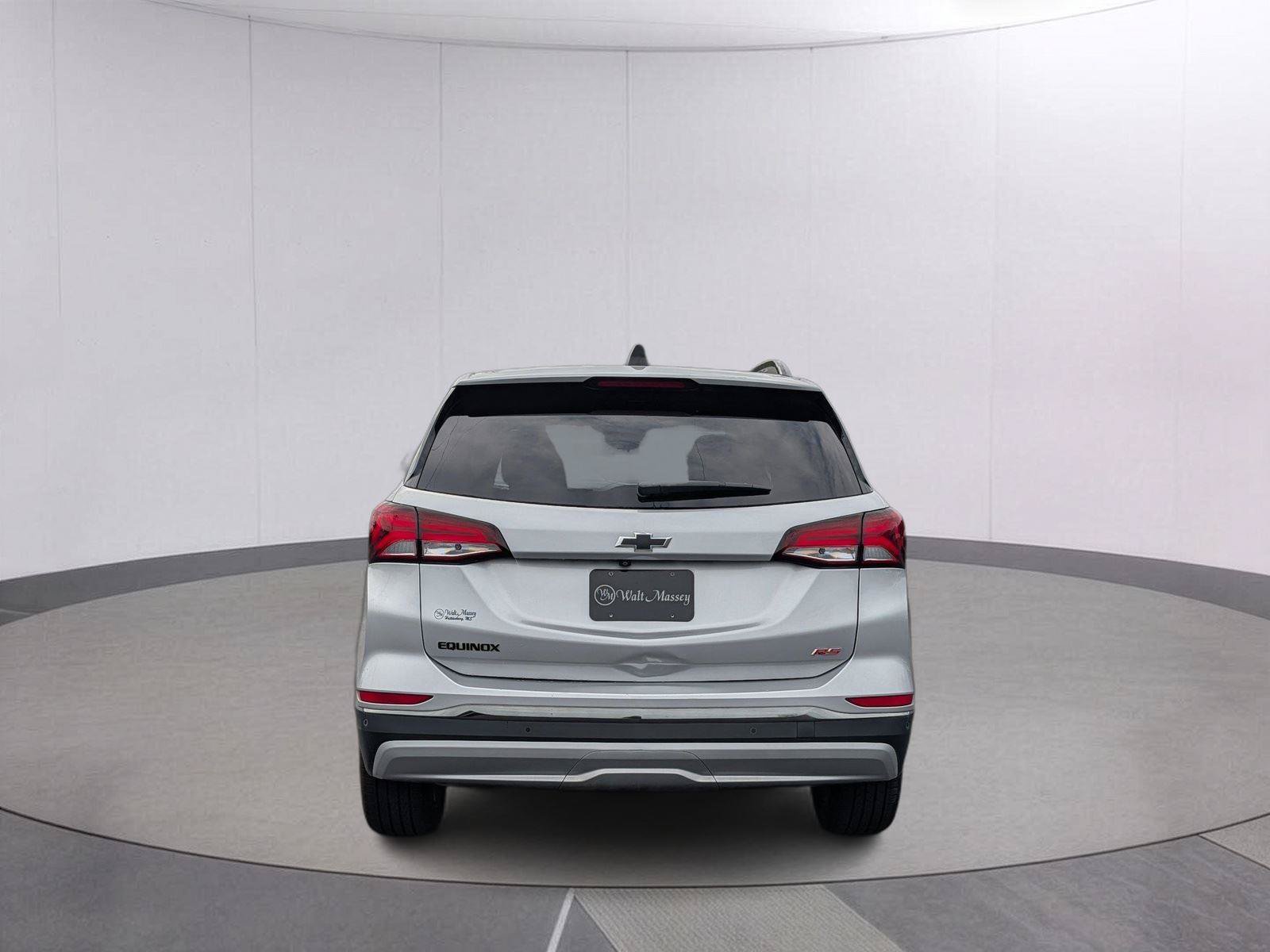 Certified 2022 Chevrolet Equinox RS w/ RS Leather Package FWD image 4