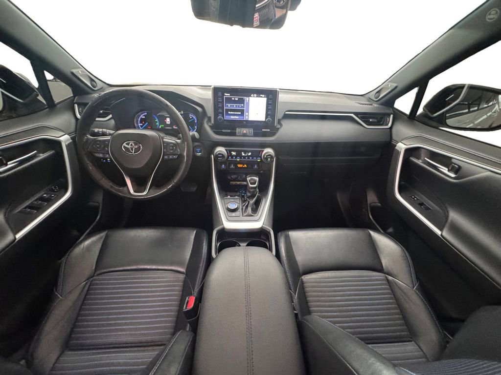 Used 2020 Toyota RAV4 XSE image 12