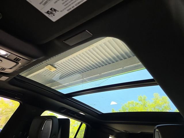 Certified 2025 GMC Yukon Denali Ultimate image 24