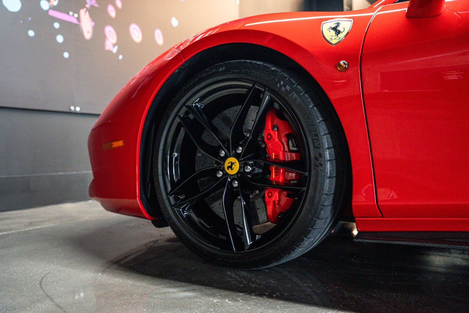 Used 2018 Ferrari 488 Spider RWD image 15
