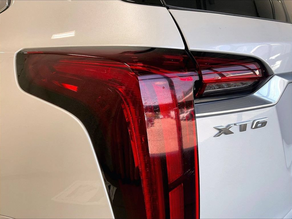 Used 2024 Cadillac XT6 Luxury w/ LPO, Floor Liner Package AWD/4WD image 35