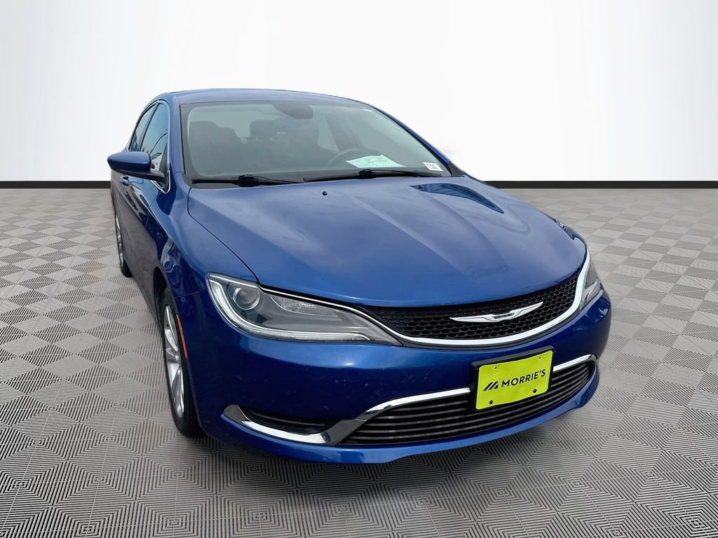 Used 2015 Chrysler 200 Limited w/ Convenience Group FWD image 3