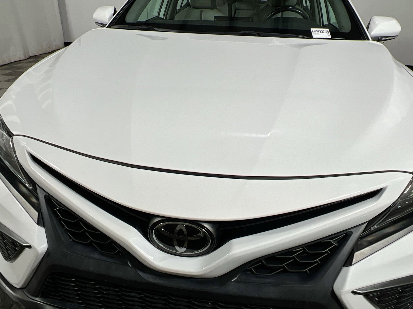 Used 2023 Toyota Camry SE image 12