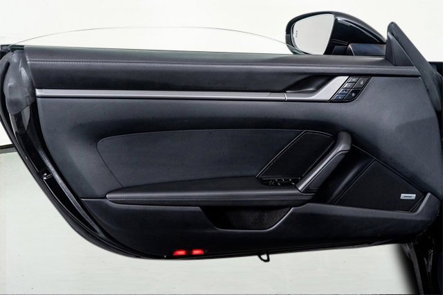 Used 2020 Porsche 911 Carrera w/ Premium Package image 48