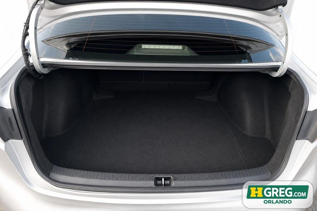 Used 2021 Toyota Corolla LE FWD image 19