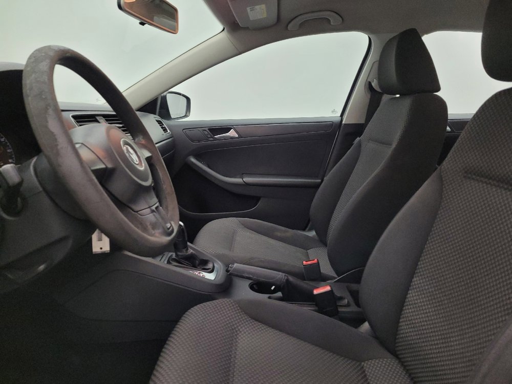 Used 2013 Volkswagen Jetta S image 17