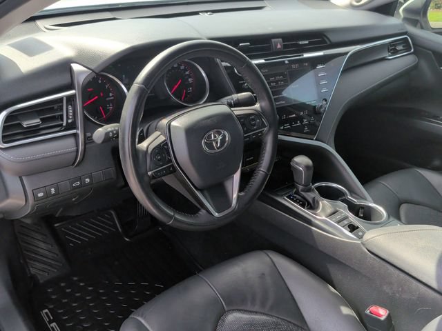 Used 2018 Toyota Camry XSE FWD image 16