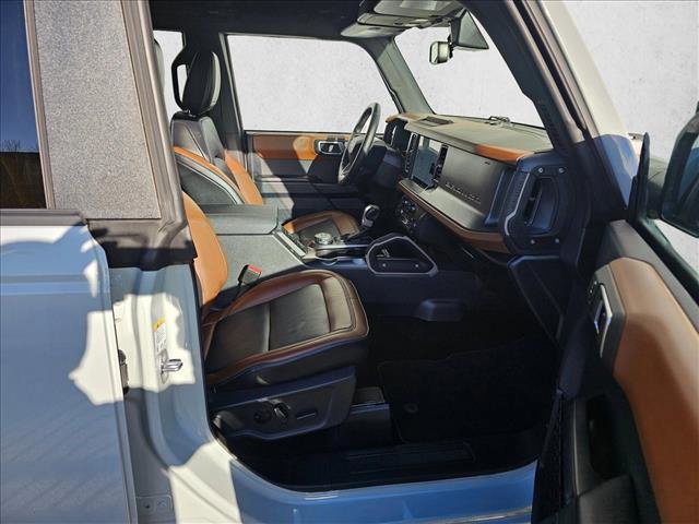 Used 2024 Ford Bronco Outer Banks w/ Sasquatch Package image 10