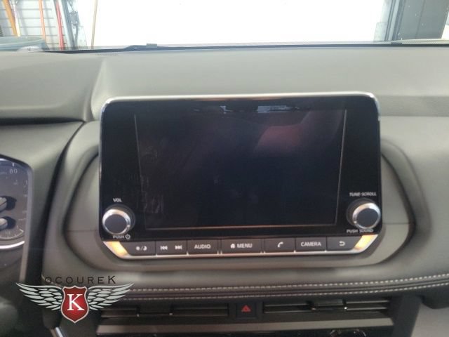 New 2026 Nissan Rogue SV w/ Cold Weather Package AWD/4WD image 13