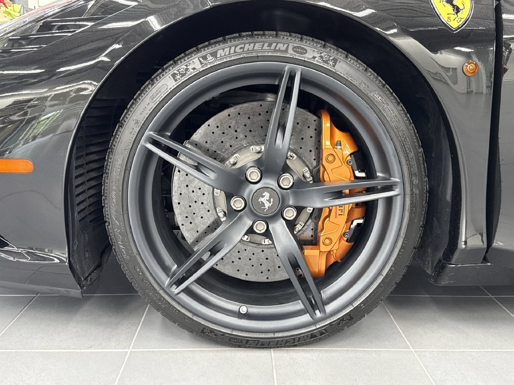 Certified 2015 Ferrari 458 Speciale Coupe RWD image 10