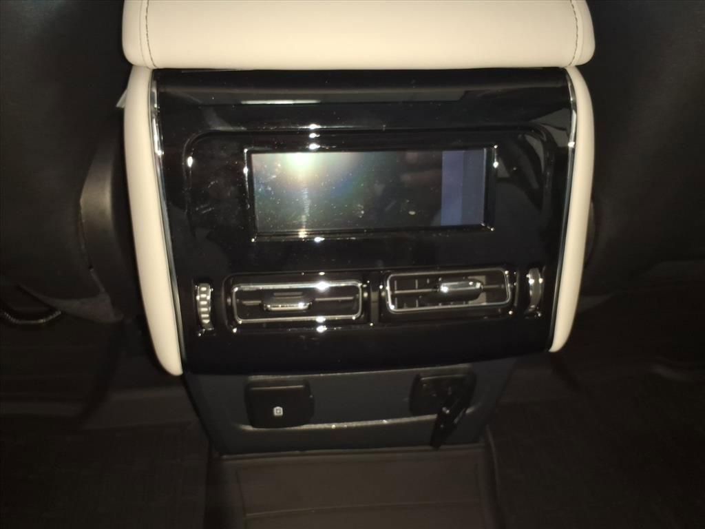 New 2025 Lincoln Aviator Reserve w/ Illumination Package AWD/4WD image 11
