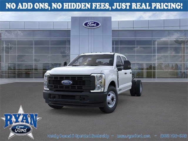 New 2026 Ford F350 XL image 2