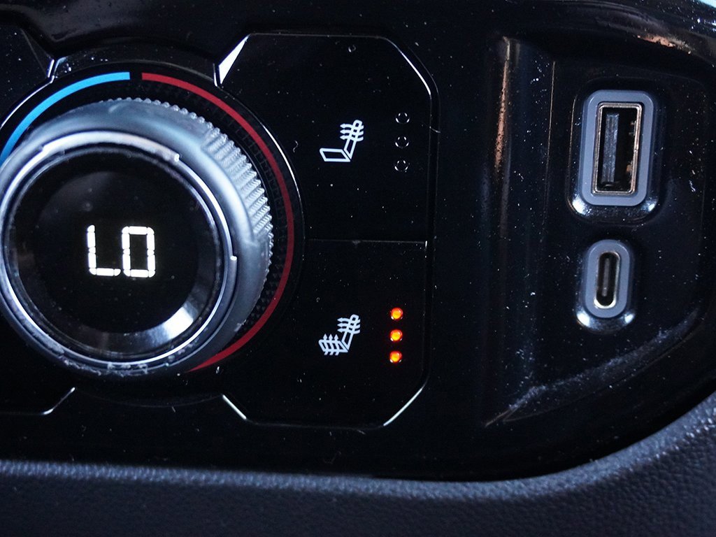 Used 2022 Chevrolet Silverado 1500 LT image 52