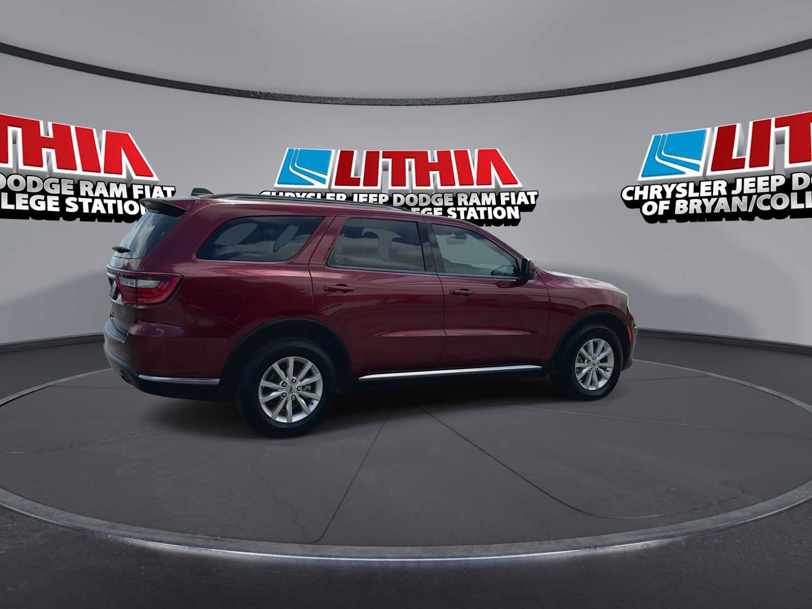 Used 2022 Dodge Durango SXT image 8