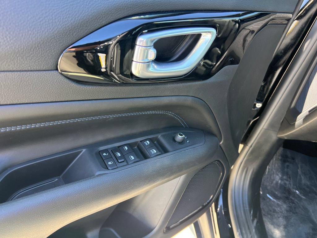 New 2026 Jeep Compass Latitude AWD/4WD image 20