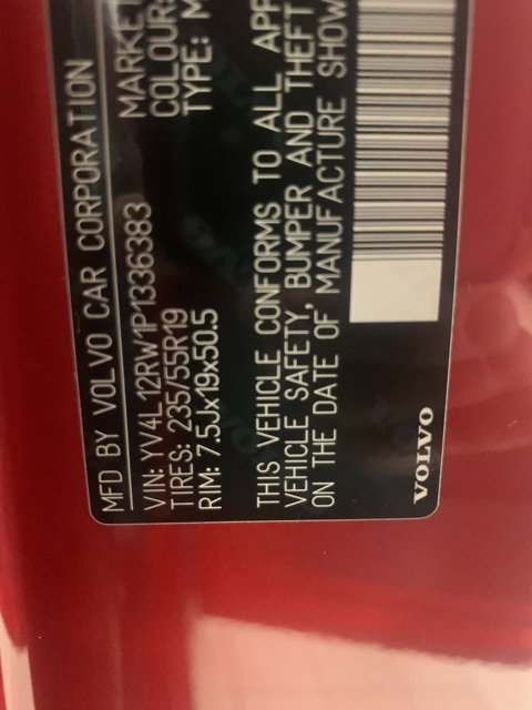 Certified 2023 Volvo XC60 B5 Plus image 10