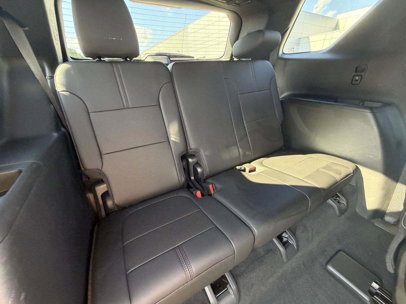 Used 2023 Chevrolet Traverse RS AWD/4WD image 19