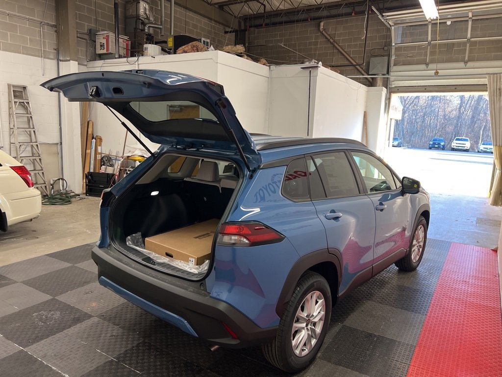 New 2026 Toyota Corolla Cross LE image 9