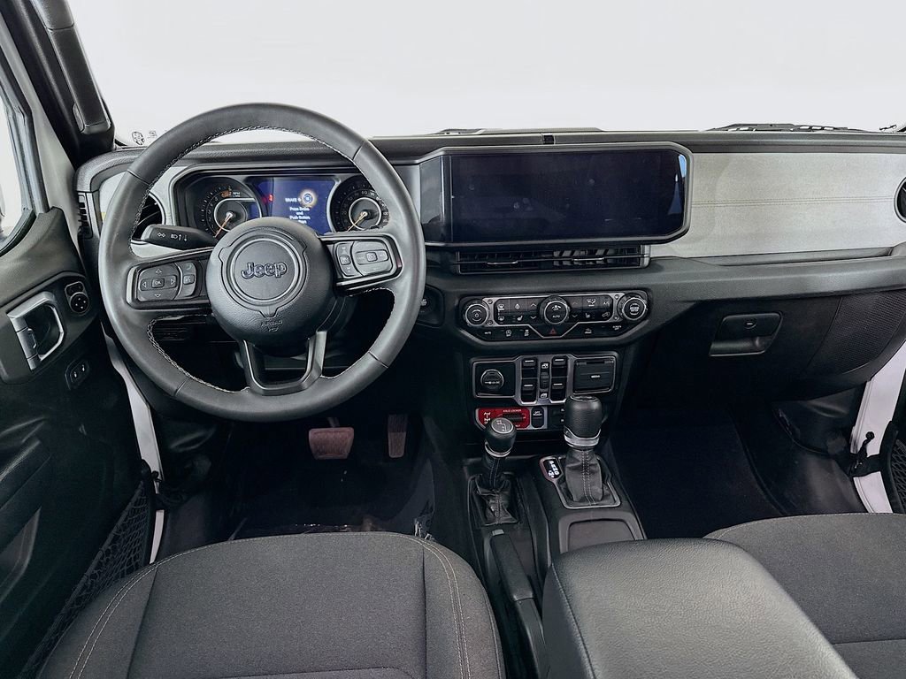 Certified 2025 Jeep Wrangler Willys image 33