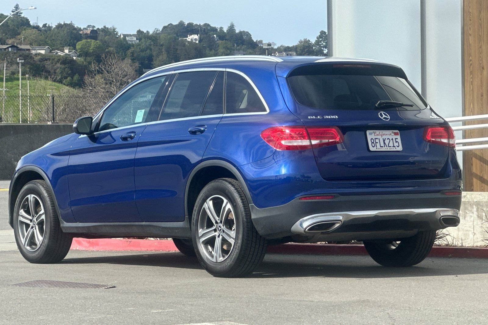 Used 2019 Mercedes-Benz GLC 300 4MATIC image 6