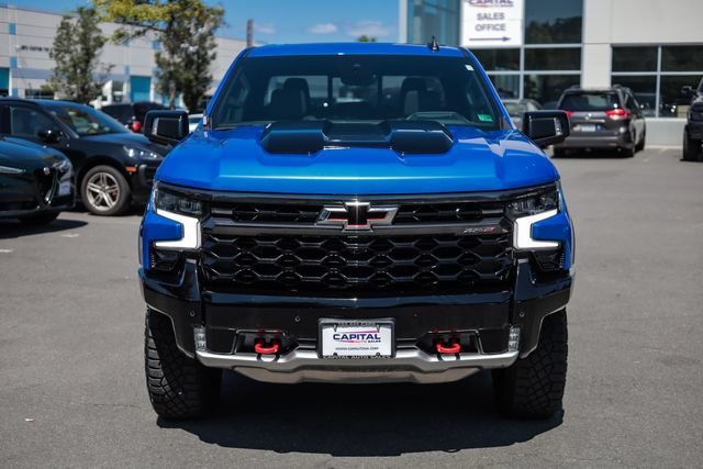 Used 2025 Chevrolet Silverado 1500 ZR2 w/ Technology Package AWD/4WD image 6