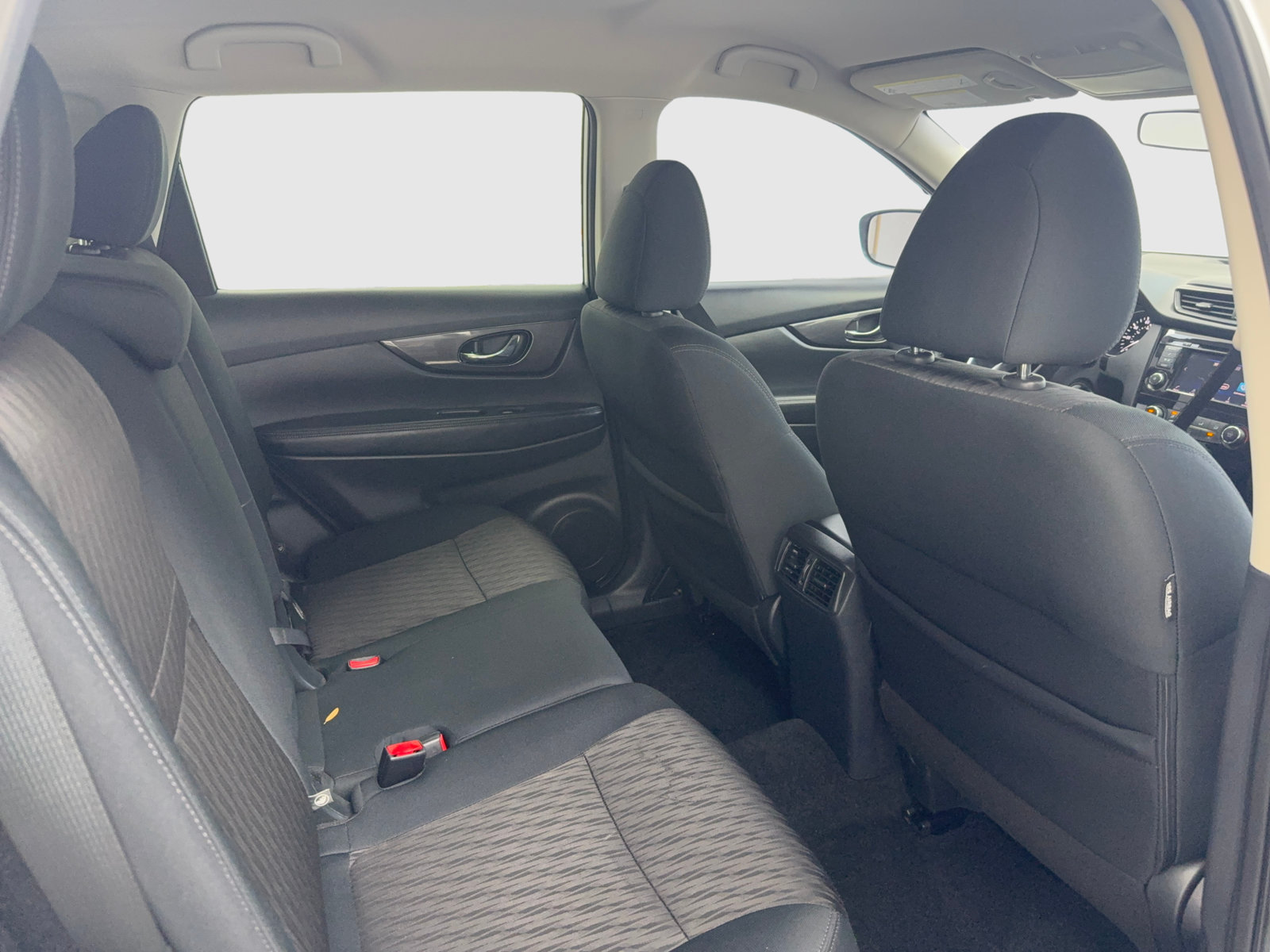 Used 2019 Nissan Rogue S w/ Special Edition Package FWD image 41