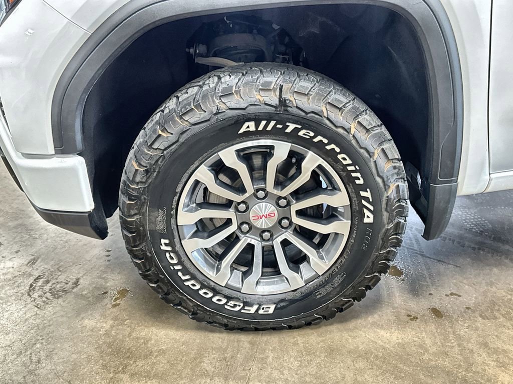 Used 2023 GMC Sierra 1500 AT4 w/ AT4 Premium Package AWD/4WD image 31