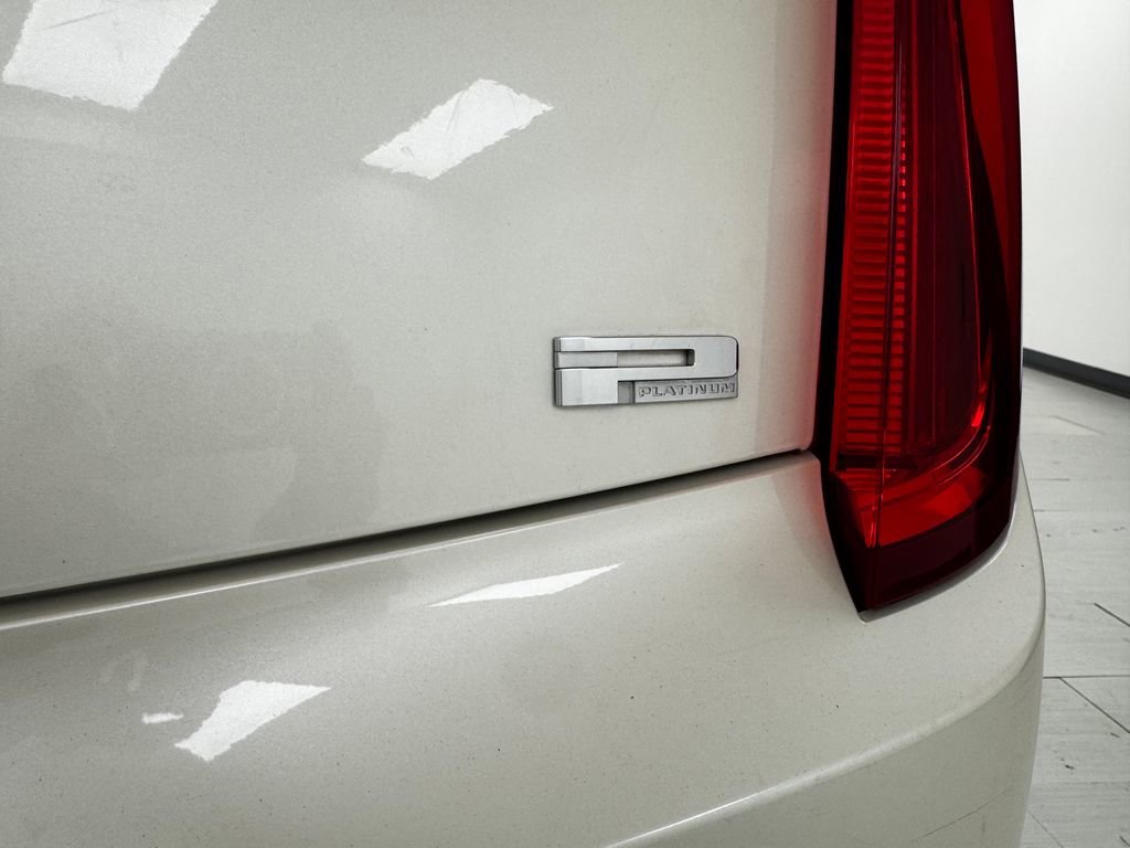 Used 2014 Cadillac XTS Platinum image 36
