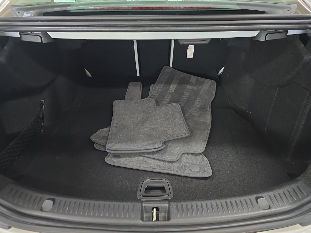 Used 2022 Mercedes-Benz E 350 Sedan image 30