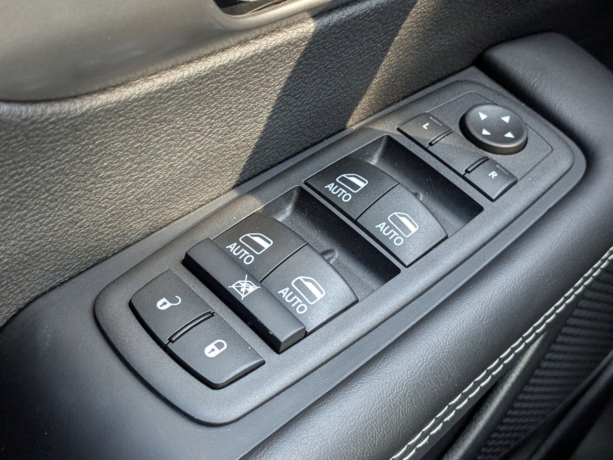 New 2026 Chrysler Pacifica Select image 22