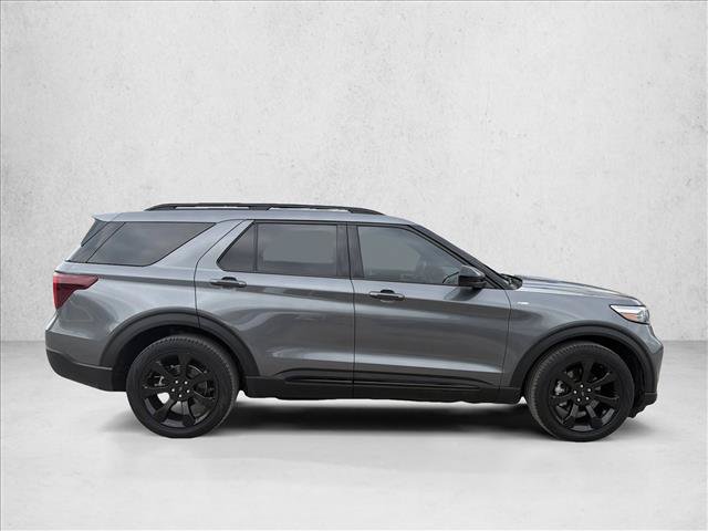 Used 2022 Ford Explorer ST-Line w/ Class IV Trailer Tow Package RWD image 6