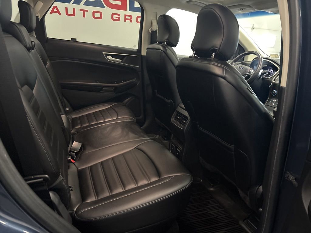 Used 2019 Ford Edge SEL w/ Equipment Group 201A image 30