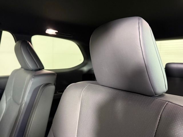 New 2026 Lexus TX 500h AWD image 26