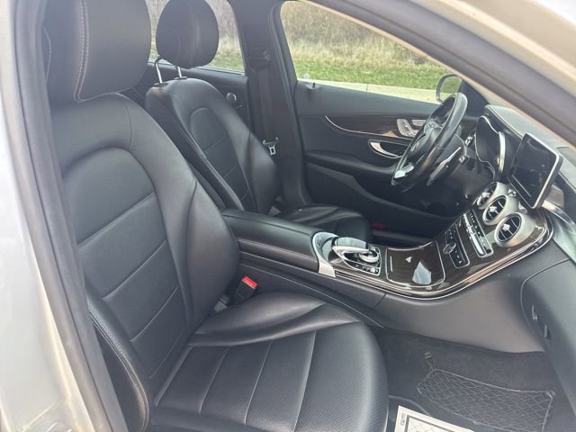 Used 2015 Mercedes-Benz C 300 4MATIC Sedan image 17