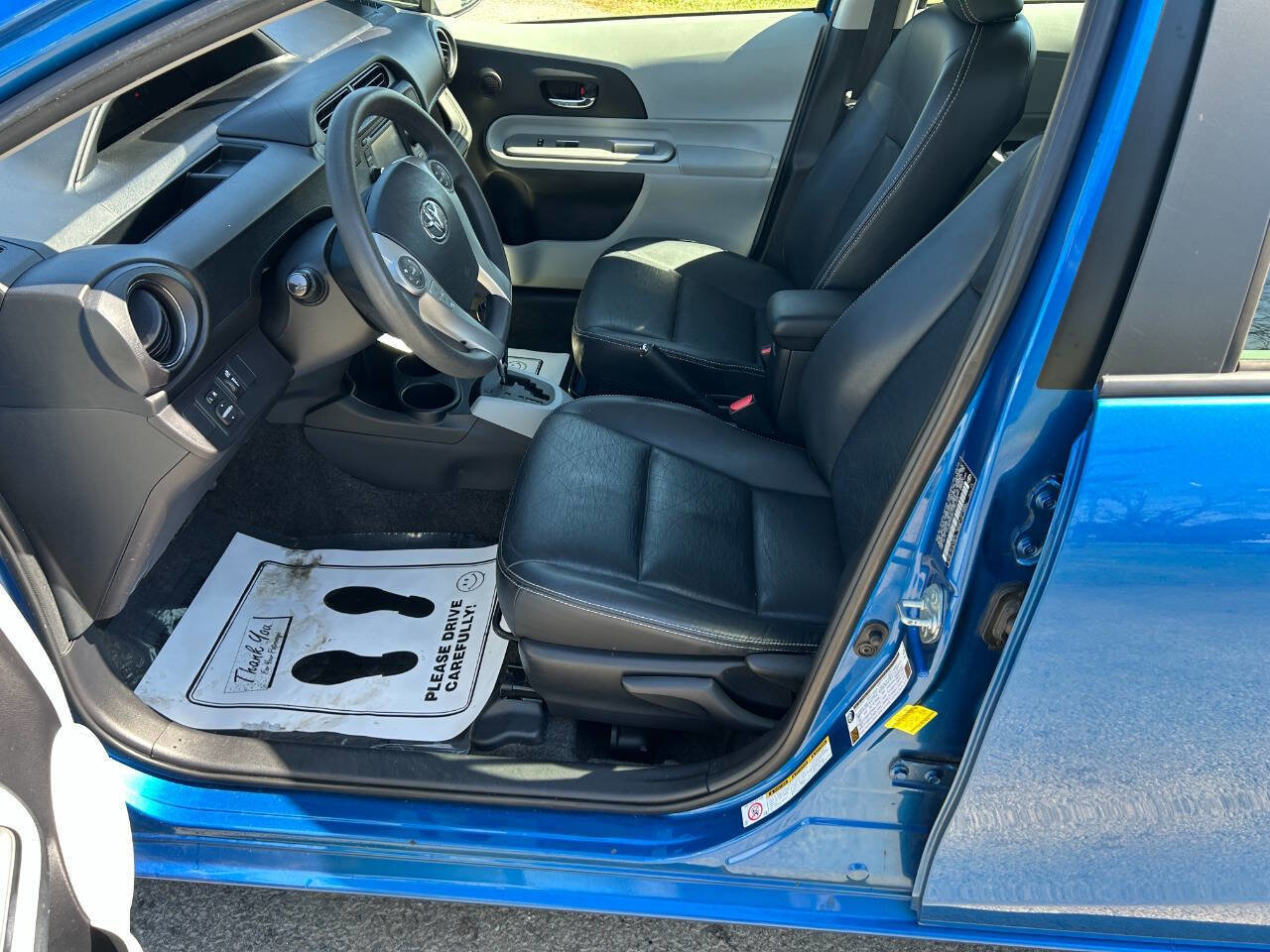 Used 2012 Toyota Prius C Four image 14