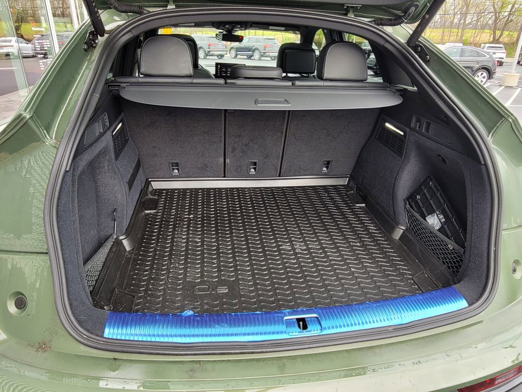Used 2024 Audi SQ5 Prestige image 5