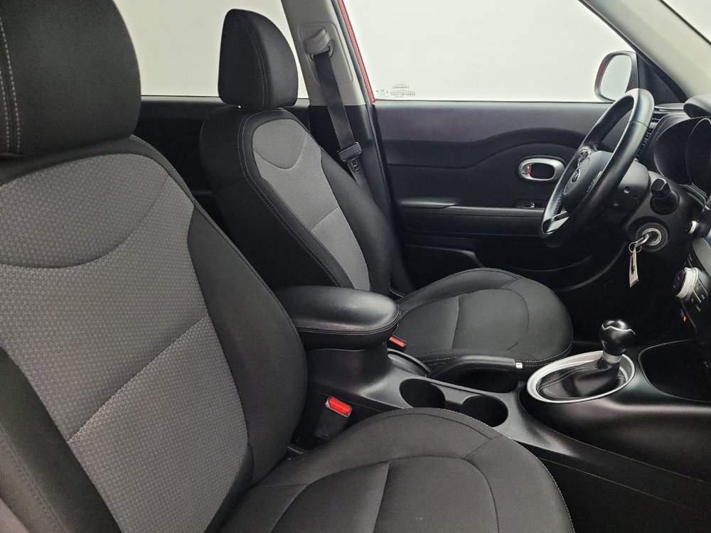 Used 2019 Kia Soul + FWD image 21