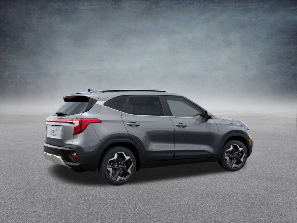 Used 2026 Kia Seltos EX FWD image 7