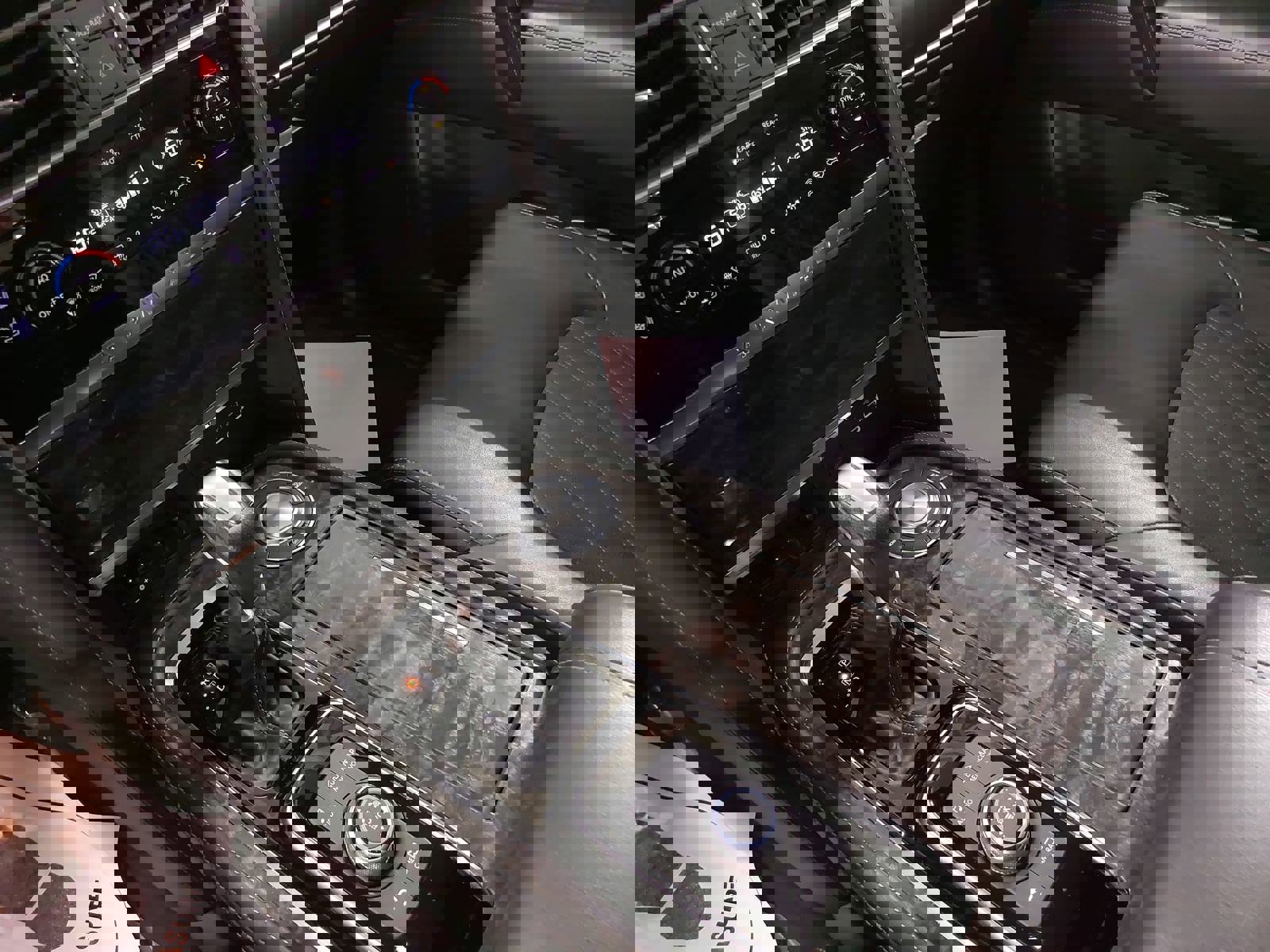 Used 2021 Nissan Armada Platinum w/ Captain's Chairs Package image 27